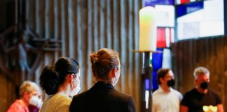 Saksan katolisissa kirkoissa siunattiin samaa sukupuolta olevia pareja protestina Vatikaania vastaan