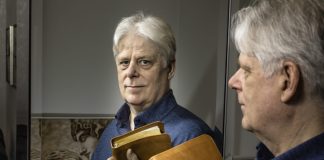 Jukka Norvanto on opettanut kannesta kanteen Raamattua, ja se on hänestä pohjimmiltaan helppo kirja