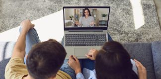 Kirkon perheneuvojat tarjoavat kertaluonteista tukea pääkaupunkiseudulla – opinnäytetyön mukaan kokemukset olleet myönteisiä