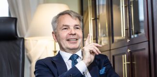 Hyvät unenlahjat pitävät ulkoministeri Pekka Haaviston rauhallisena silloinkin, kun maailma kuohuu