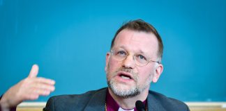 Piispa Jari Jolkkonen: ”Kun ei ole perisyntioppia, ajaudutaan harhakuvitelmaan siitä, että hyvän ja pahan välinen raja kulkee ihmisten tai poliittisten puolueiden välillä”