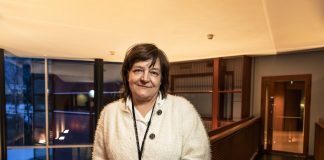 Perheneuvonnan tarve on kasvanut – uusi koulutus auttaa tukemaan perheitä ja pariskuntia muun seurakuntatyön ohessa