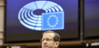 Israelin presidentti Isaac Herzog EU-parlamentaarikoille: Holokausti ei syntynyt tyhjiössä