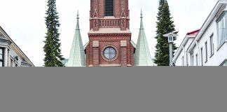 Mikkelin piispaehdokkaat Kotimaan vaalitentissä – Katso mitä he ajattelevat Raamatusta, samaa sukupuolta olevien vihkimisestä ja Mikkelin hiippakunnasta