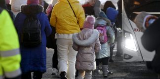 Luterilaiset piispat: Seurakunnat ympäri Suomen ovat valmiina vastaanottamaan ukrainalaispakolaisia