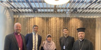 Helsinki-Vantaan lentoasemalle avattiin hiljainen huone – ”Samassa tilassa rukoilu on käytännön uskontodialogia”