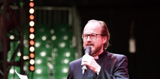 Kai Sadinmaan pappeuden tueksi kerätään adressia – ensimmäisten allekirjoittajien joukossa Pirkko Saisio ja Olli Valtonen