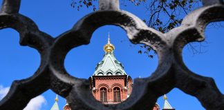 Ortodoksinen piispainkokous päätti, ettei kirkko voi vihkiä avioliittoon juridista sukupuoltaan vaihtanutta – ”Tämä on ennakkopäätös”