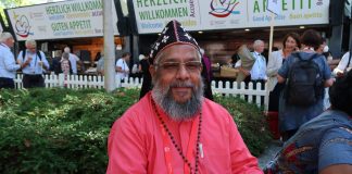 Intialaispiispa Abraham Mar Paulos: ”Olemme kirkossamme oikeutetusti apostoli Tuomaan perillisiä”