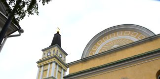 Oulun seurakuntayhtymän yhtymänjohtajan valinnasta valitus hallinto-oikeuteen – Kiimingin kirkkoherra epäilee kirkkopoliittista syrjintää