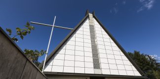 Valkeakosken Sanomat: KHO:n mukaan kirkkohallitus teki virheen, Valkeakosken kirkon purkupäätös käsiteltävä uudelleen