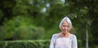 Merete Mazzarella kirjoitti uskosta kirjan, koska hänen mielestään siitä pitäisi pystyä keskustelemaan siinä missä politiikastakin