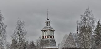 Kirkko ja minä: Mika Aaltolalle Petäjäveden vanha kirkko on talonpoikien taidonnäyte