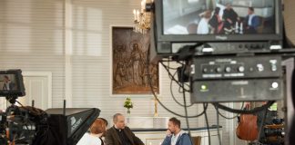 Yle jatkaa jumalanpalvelusten lähettämistä tv:ssä joka sunnuntai syksyn ajan