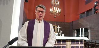 ”Ekumenia lähti liikkeelle kristityistä, jotka halusivat vastustaa sotaa” – Matti Peiponen täyttää 60 vuotta