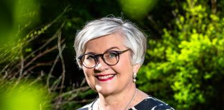 ”Sama taivas, sama Jumala”, sanoo ortodoksiseen kirkkoon liittynyt kansanedustaja Anu Vehviläinen