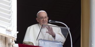 Paavi vetosi Venäjään Mustanmeren viljakuljetuksien sallimiseksi