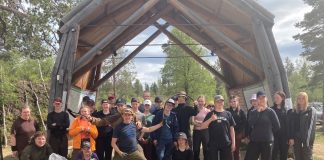 Ripariryhmän tempaus – keräsi vaellusrippikoulun aikana kansallispuistosta 35 kiloa roskia