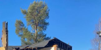 Kaukajärven seurakuntatalon palo saattaa liittyä useamman tahallaan sytytetyn tulipalon sarjaan