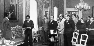 Mysteerikuva: Keitä on tullut tärkeään tapaamiseen? – Katso myös edellisen kuvan ratkaisu