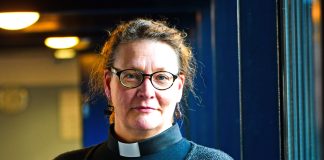 Tampereen hiippakunnan vaalitulos muuttui uusinnassa – Ulla Ruusukallio kirkolliskokoukseen Ari Hukarin tilalle