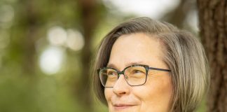 Piispakisasta pudonneelta Kaisa Huhtalalta julkista tukea vaalissa jatkavalle Jouni Lehikoiselle