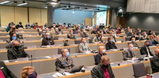 Kristityn ja toisin uskovan kirkkohäät synnyttivät uhkakuvia kirkolliskokouksessa