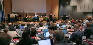 Kirkon verotulot kasvavat, mutta niin kasvavat myös menot