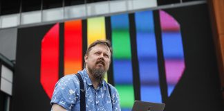 Ennen kuoleva puhui papille, nyt hän googlaa ”kuoleman” – Tomi Suovuo miettii digipalvelujen kehittämistä kuoleville