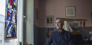 Rukoushelmien kehittäjä, emerituspiispa Martin Lönnebo on kuollut