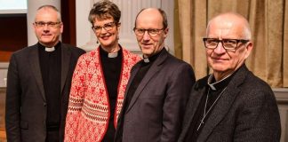 Persoonien erot paljastuivat Porvoon piispapaneelissa – yksi ehdokas vastustaa sateenkaarivihkimisiä ja vierastaa somea