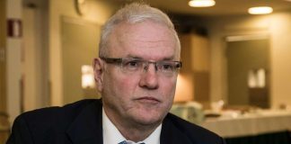 Uuden tien päätoimittaja Leif Nummela: Kirkon uusi sivusto käsittelee kastetta liian kevyesti