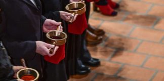 Raportti: Vapaaehtoisten toimintaa kirkossa hankaloittavat ennen kaikkea asenteet