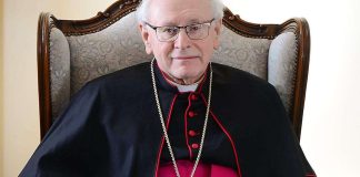 Katolisen kirkon piispa Teemu Sippo erosi virastaan – pitkä sairausloma kypsytti päätöksen