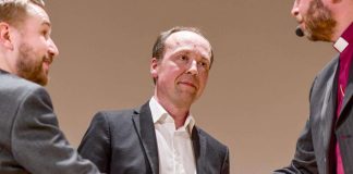 Kolumni: Kirkolla lienee helpompaa yksien puolueiden kanssa kuin toisten