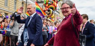 Kolme piispaa, halauksia ja siunauksia – kirkko oli luontevasti mukana Pride-marssilla