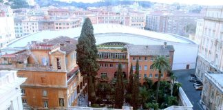 Kadonneen tytön etsintä jatkuu – Vatikaani avaa kaksi hautaa