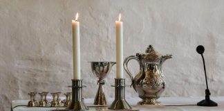 Mielipide: Ehtoollisen jakosanat kaipaavat muutosta, sillä ne ovat ongelmalliset kahdesta syystä