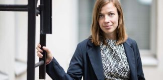 Opetusministeri Li Andersson avaisi elämänkatsomustiedon opetuksen kaikille halukkaille