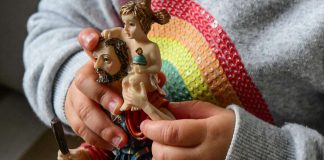 Väitös: Osa kirkon ydinteksteistä ylläpitää vanhentuneita käsityksiä lapsesta