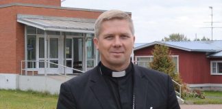 Inkerin kirkon uusi piispa on evankelioiva herätyskristitty ja suomalaisille vielä vieras
