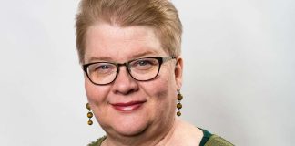 Kolumni: Ruumis on rujo ja realistinen sana, ja lisäksi se on sana rakkaasta