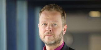 Piispa Laajasalo vihkii jälleen lehtorin Lähetysyhdistys Kylväjän työhön