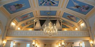 Toivakan seurakunta hakee yhtä ihmistä tekemään kanttorin, toimistosihteerin ja lähetyssihteerin töitä