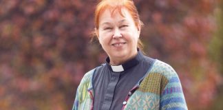 Sateenkaarityötä 20 vuotta Kalliossa tehnyt Jaana Partti on Vuoden pappi