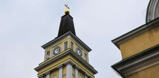 Oulun hiippakuntaan viisi uutta rovastia ja kaksi director cantusta