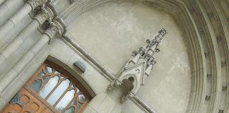 Kirkosta on 2000-luvulla eronnut 868 000 suomalaista