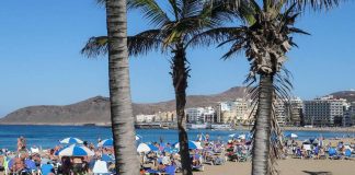 Kirkko mukana matkamessuilla – hengellisyyskin kiinnostaa turistia