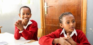 Suomen Lähetysseuralle palkinto työstä kuurojen opetuksessa Etiopiassa