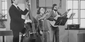 Mysteerikuva: Mikä trio musisoi kirkossa?